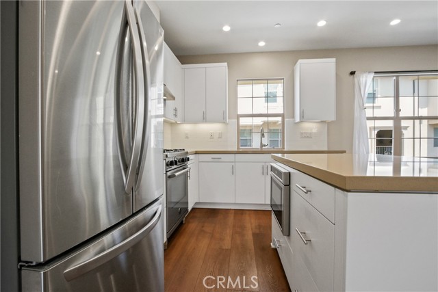 Detail Gallery Image 7 of 20 For 197 Elkhorn, Irvine,  CA 92618 - 3 Beds | 3/1 Baths