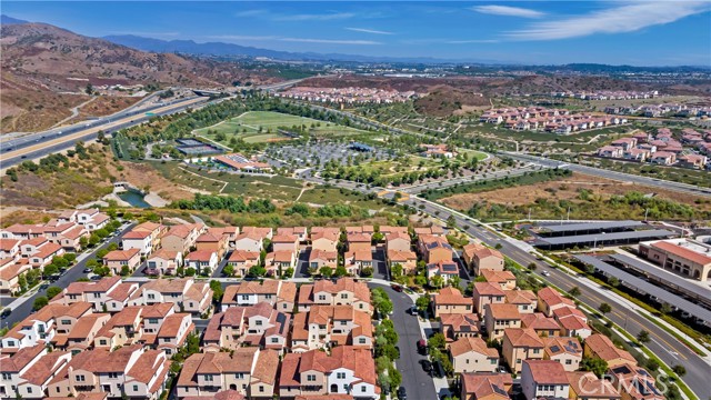 Detail Gallery Image 29 of 47 For 201 Milky Way, Irvine,  CA 92618 - 3 Beds | 2/1 Baths