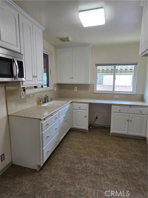 4178 Obispo Avenue, Lakewood CA: https://media.crmls.org/medias/665850a6-1082-4284-ba75-73ab38e26ba1.jpg