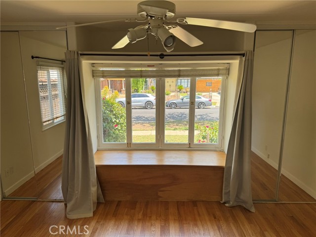 Detail Gallery Image 10 of 21 For 4313 Shadyglade Ave, Studio City,  CA 91604 - 3 Beds | 2 Baths