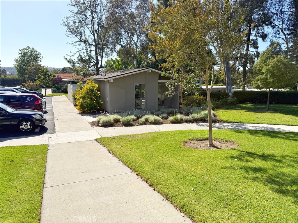 https://media.crmls.org/medias/66592849-8051-4075-8f29-a73b84cafa13.jpg?preset=X-Large