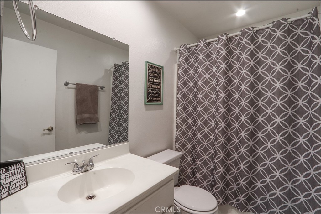 https://media.crmls.org/medias/66599067-d2ae-4bf5-b958-452bdb1091ae.jpg?preset=X-Large