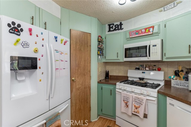 Detail Gallery Image 12 of 29 For 601 N Kirby St #450,  Hemet,  CA 92545 - 2 Beds | 2 Baths