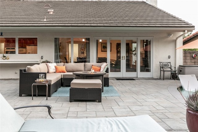 3033 Hopeton Road, La Crescenta CA: https://media.crmls.org/medias/6659c3c3-b4a1-4984-8de2-59909f57a81f.jpg
