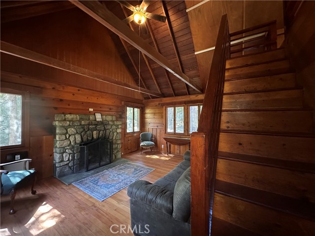 Detail Gallery Image 5 of 14 For 39505 Canyon Dr, Forest Falls,  CA 92339 - 1 Beds | 1 Baths