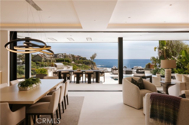 Detail Gallery Image 3 of 19 For 212 Hazel Dr, Corona Del Mar,  CA 92625 - 4 Beds | 3/1 Baths