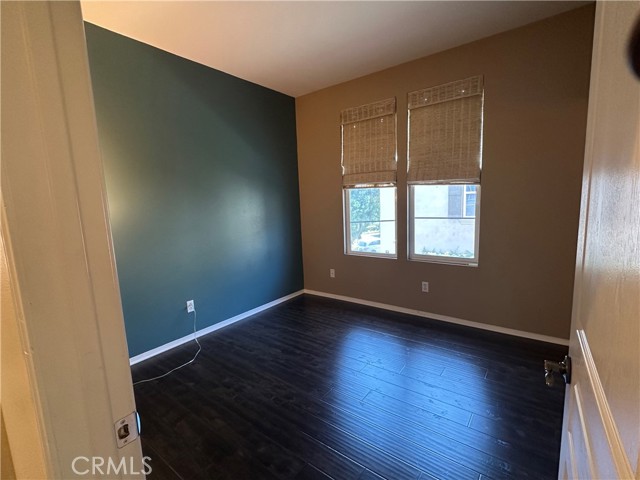 Detail Gallery Image 12 of 22 For 351 Tall Oak, Irvine,  CA 92603 - 3 Beds | 2/1 Baths