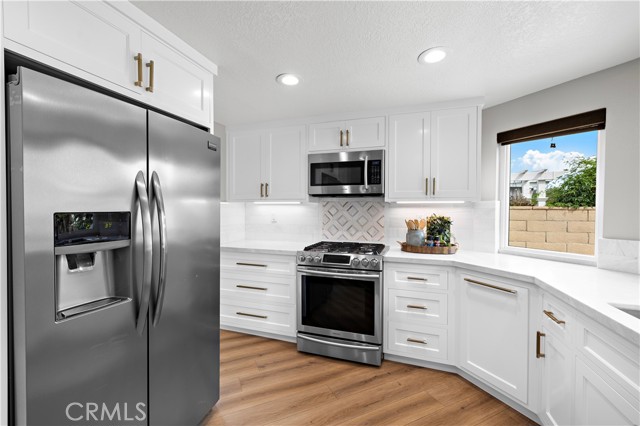 Detail Gallery Image 22 of 51 For 31902 Stoney Creek Rd, Rancho Santa Margarita,  CA 92679 - 5 Beds | 3 Baths