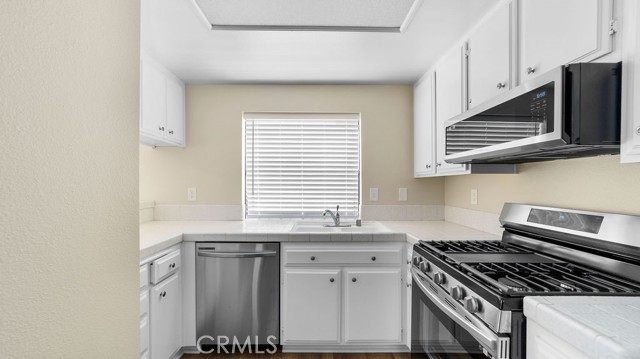 8591 Salina Street, Rancho Cucamonga CA: https://media.crmls.org/medias/665d4b71-c324-40cc-904b-3f7e521c4376.jpg