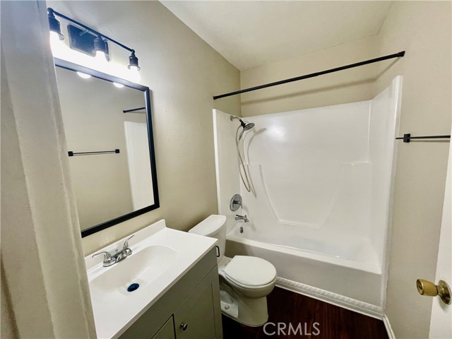 1452 3rd Street, La Verne CA: https://media.crmls.org/medias/665de3ec-b0fa-4c26-9ae4-2d020853c21c.jpg