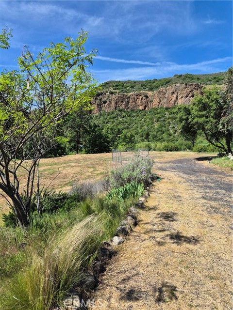 Detail Gallery Image 4 of 15 For 12065 Merlin Ln, Chico,  CA 95928 - – Beds | – Baths