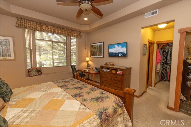 Detail Gallery Image 16 of 44 For 39255 Seminole, Fawnskin,  CA 92333 - 5 Beds | 4/1 Baths