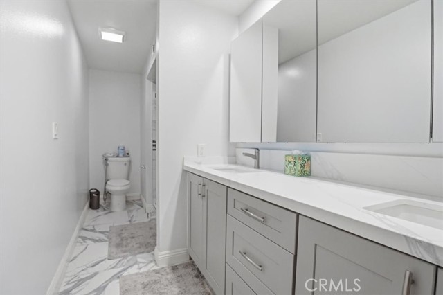 Detail Gallery Image 24 of 43 For 14325 Foothill #9,  Sylmar,  CA 91342 - 2 Beds | 2/1 Baths
