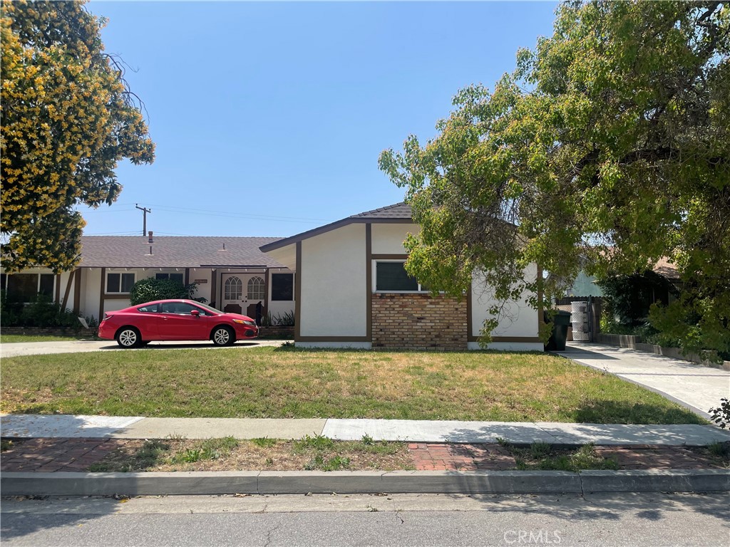 1476 Briarcroft Road, Claremont, CA 91711