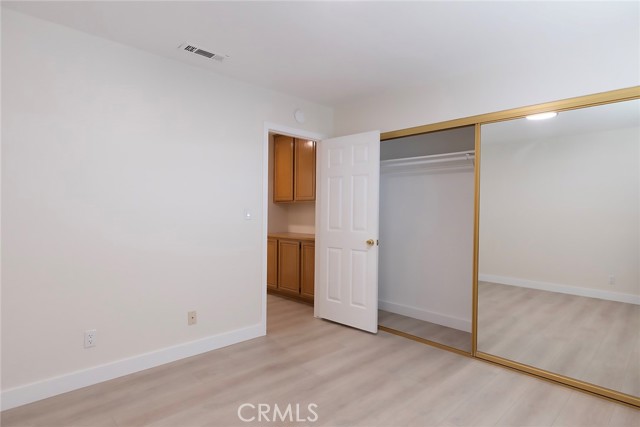 Detail Gallery Image 20 of 35 For 2215 Marshallfield Ln a,  Redondo Beach,  CA 90278 - 3 Beds | 2/1 Baths