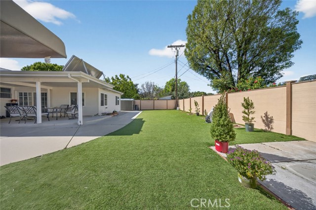 Detail Gallery Image 30 of 33 For 17007 Bassett St, Van Nuys,  CA 91406 - 4 Beds | 2 Baths