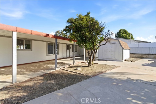 Detail Gallery Image 4 of 43 For 43833 Acacia, Hemet,  CA 92544 - 2 Beds | 2 Baths