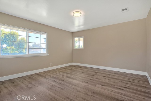 Detail Gallery Image 17 of 31 For 340 W Caroline St, Ontario,  CA 91762 - 7 Beds | 4 Baths