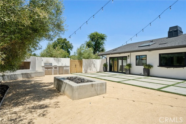 Detail Gallery Image 25 of 28 For 3000 Country Club, Costa Mesa,  CA 92626 - 4 Beds | 4/1 Baths