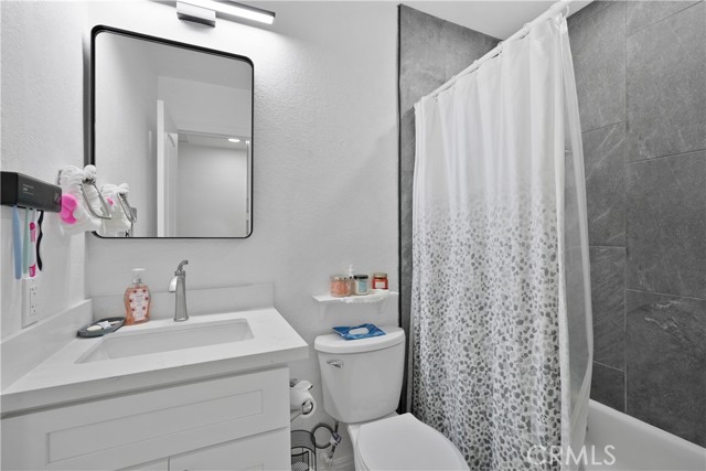 Detail Gallery Image 7 of 14 For 24811 Sundial Way, Moreno Valley,  CA 92557 - 4 Beds | 2 Baths