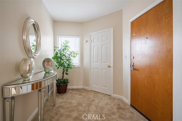 520 The Village, Redondo Beach, California 90277, 2 Bedrooms Bedrooms, ,2 BathroomsBathrooms,Residential,Sold,The Village,SB17117479