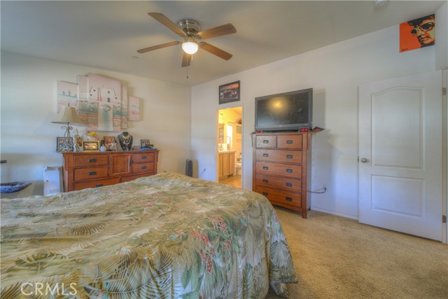 Detail Gallery Image 8 of 39 For 32986 Grand Ave, Winchester,  CA 92596 - 4 Beds | 3 Baths