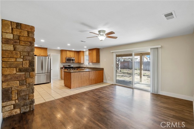 Detail Gallery Image 10 of 39 For 378 N 41st, Banning,  CA 92220 - 3 Beds | 2 Baths