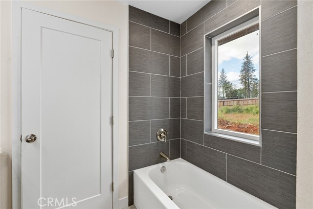 Detail Gallery Image 19 of 41 For 5722 Fickett Ln, Paradise,  CA 95969 - 3 Beds | 2/1 Baths