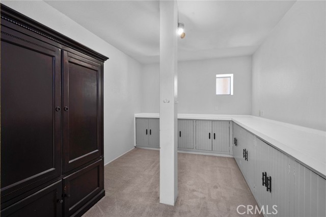 405 W Olive Avenue, Redlands CA: https://media.crmls.org/medias/66636b2f-4ee3-4fce-9265-5044f1aae1be.jpg