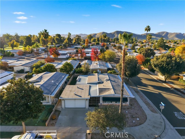 Detail Gallery Image 2 of 28 For 2683 Chamise Way, Hemet,  CA 92545 - 2 Beds | 2 Baths