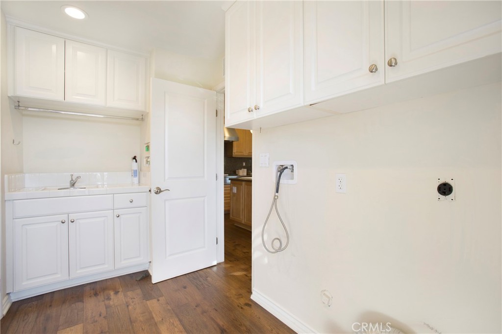 MLS #OC25270482 image #42