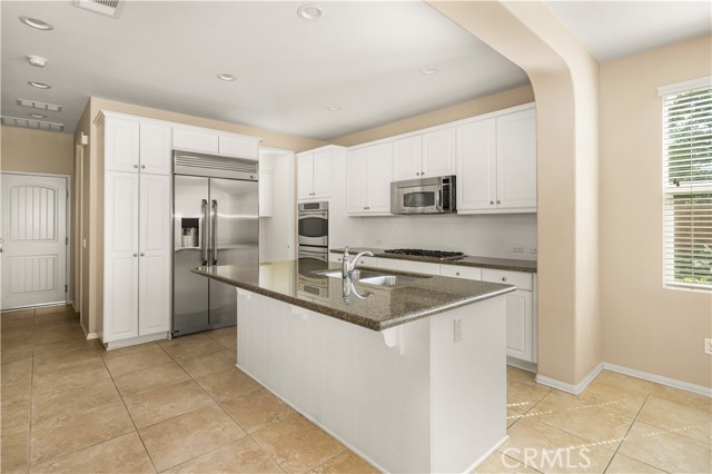 Detail Gallery Image 11 of 34 For 19956 Giovanni Ct, Yorba Linda,  CA 92886 - 3 Beds | 2/1 Baths