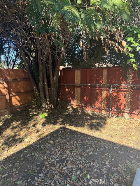 Front Image Thumbnail for CRIG25273575