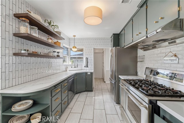 Detail Gallery Image 9 of 44 For 3495 Gaviota Ave, Long Beach,  CA 90807 - 4 Beds | 2/1 Baths