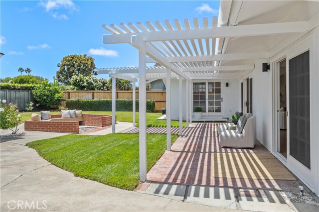 2045 Commodore Road, Newport Beach CA: https://media.crmls.org/medias/66674b89-a106-4e37-aa3a-7fbcd478b0d9.jpg