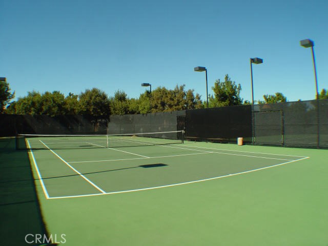 Detail Gallery Image 39 of 51 For 26 Santa Catalina Aisle, Irvine,  CA 92606 - 4 Beds | 2/1 Baths