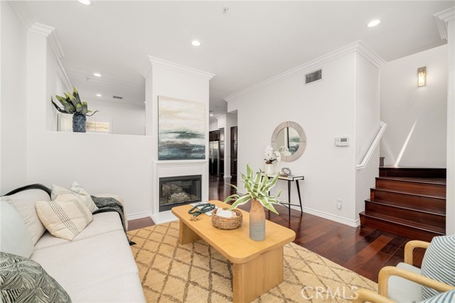 3411 S Main Street, Santa Ana CA: https://media.crmls.org/medias/666814a9-0e03-48b4-a991-0ba02a8b9cd3.jpg