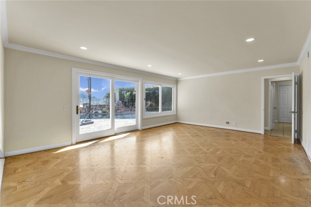 Detail Gallery Image 25 of 32 For 2412 Jupiter, Los Angeles,  CA 90046 - 6 Beds | 5 Baths