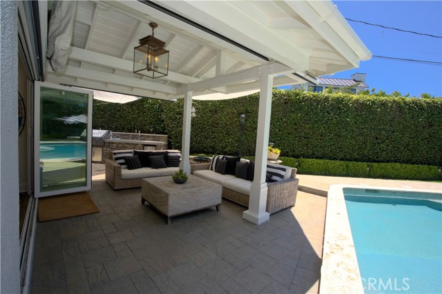 1736 Bayport Way, Newport Beach CA: https://media.crmls.org/medias/66689dfa-e95f-4680-bc7f-b1150381268b.jpg