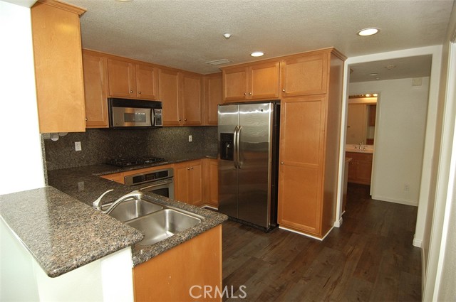 Detail Gallery Image 5 of 21 For 225 Lockford, Irvine,  CA 92602 - 3 Beds | 2 Baths