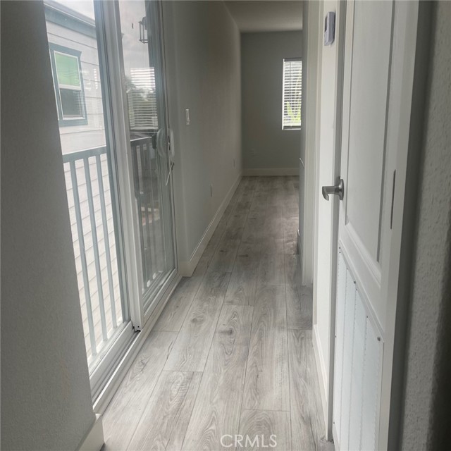 Detail Gallery Image 6 of 22 For 1930 Stewart St #X-7,  Santa Monica,  CA 90404 - 1 Beds | 1/1 Baths