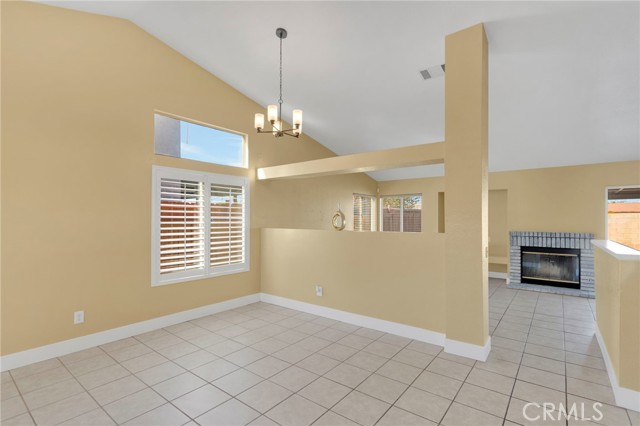 Detail Gallery Image 9 of 38 For 10958 Sherman Way, Adelanto,  CA 92301 - 4 Beds | 2 Baths