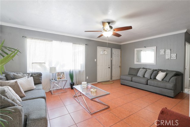 Detail Gallery Image 3 of 30 For 5124 E 59th Pl, Maywood,  CA 90270 - – Beds | – Baths