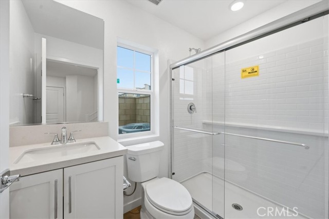 Detail Gallery Image 15 of 28 For 2520 Bombay St, South El Monte,  CA 91733 - 4 Beds | 3/1 Baths