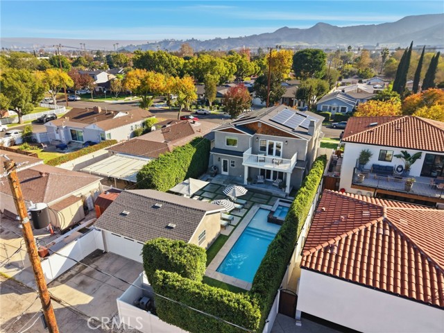Detail Gallery Image 51 of 57 For 2311 W Clark Ave, Burbank,  CA 91506 - 4 Beds | 4/1 Baths