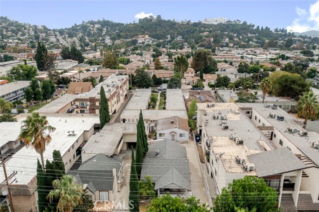 Detail Gallery Image 2 of 30 For 818 E Windsor Rd, Glendale,  CA 91205 - 3 Beds | 2 Baths