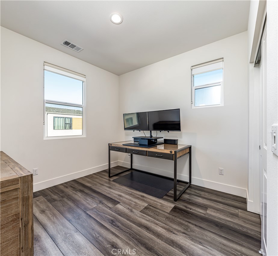 12234 Greenleaf Lane