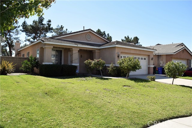 15681 Rockwell Ave, Fontana, CA 92336