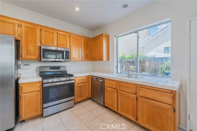 Detail Gallery Image 10 of 41 For 5 Sherrelwood Ct, Aliso Viejo,  CA 92656 - 4 Beds | 2/1 Baths