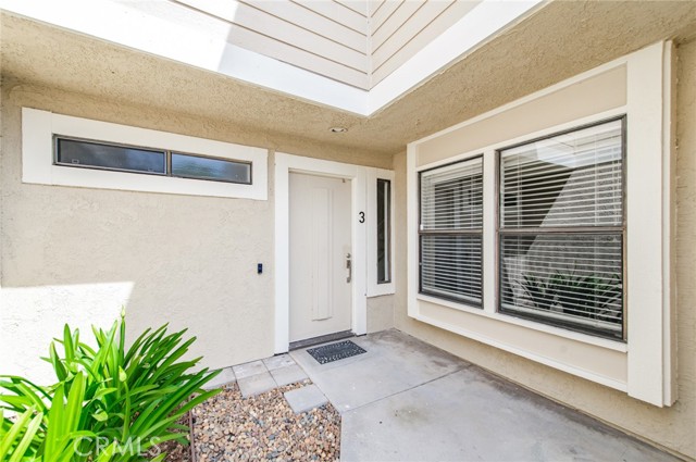 Detail Gallery Image 2 of 27 For 3 Park, Irvine,  CA 92604 - 3 Beds | 2/1 Baths